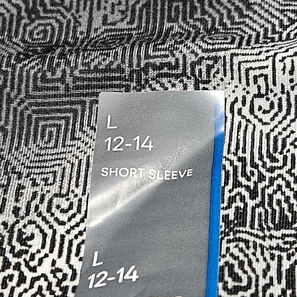 All In Motion Moisture Wicking Tee Boys Size Large Black Gray Chest T-Shirt - Picture 3 of 6